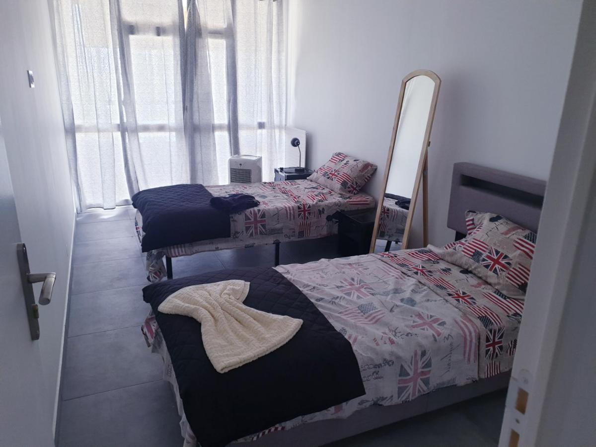 Big Flat Sea Vieuw 95 M2 5 Rooms Near Airport 5 Min Train 3 Min And Tram On Site, Beach 7 Min, 2 Showers And 2 Toilets , Neuf Grand Appartement 95 M2 5 Chambres Proche Aeroport 5 Min Train 3 Min Et Tramway Sur Place, Plage 7 Min 2 Douches Et 2 Wc Vue Nice Eksteriør bilde