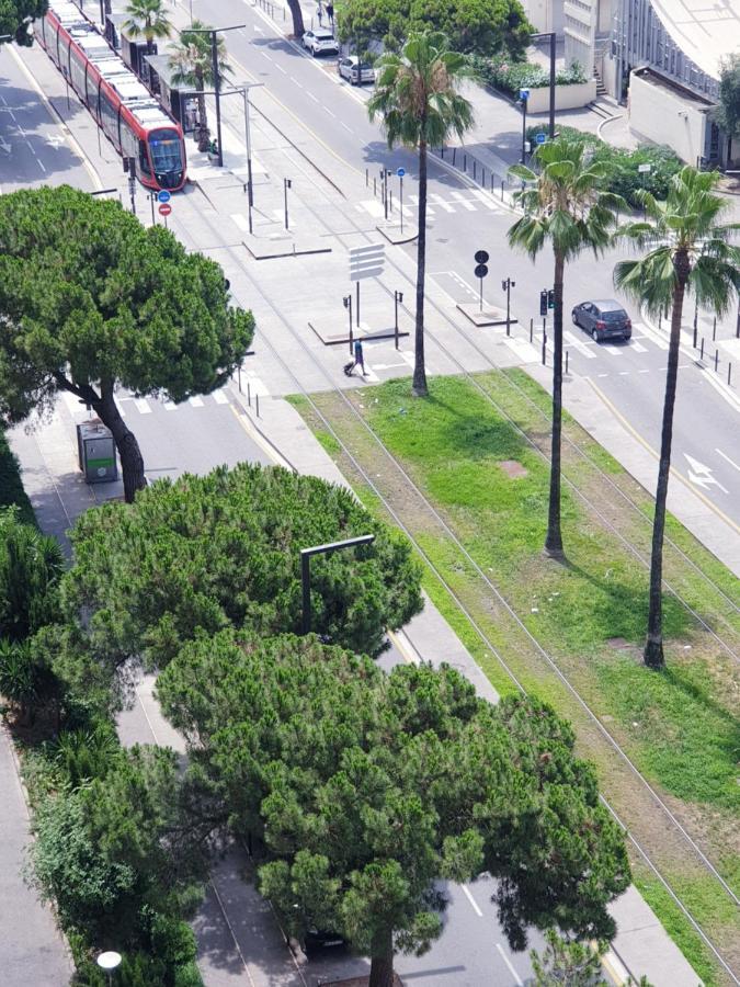 Big Flat Sea Vieuw 95 M2 5 Rooms Near Airport 5 Min Train 3 Min And Tram On Site, Beach 7 Min, 2 Showers And 2 Toilets , Neuf Grand Appartement 95 M2 5 Chambres Proche Aeroport 5 Min Train 3 Min Et Tramway Sur Place, Plage 7 Min 2 Douches Et 2 Wc Vue Nice Eksteriør bilde