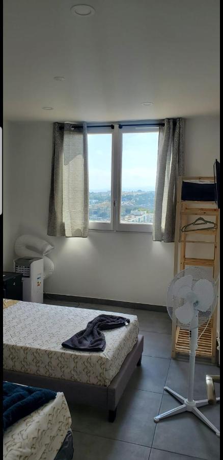 Big Flat Sea Vieuw 95 M2 5 Rooms Near Airport 5 Min Train 3 Min And Tram On Site, Beach 7 Min, 2 Showers And 2 Toilets , Neuf Grand Appartement 95 M2 5 Chambres Proche Aeroport 5 Min Train 3 Min Et Tramway Sur Place, Plage 7 Min 2 Douches Et 2 Wc Vue Nice Eksteriør bilde
