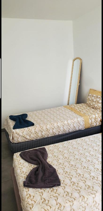 Big Flat Sea Vieuw 95 M2 5 Rooms Near Airport 5 Min Train 3 Min And Tram On Site, Beach 7 Min, 2 Showers And 2 Toilets , Neuf Grand Appartement 95 M2 5 Chambres Proche Aeroport 5 Min Train 3 Min Et Tramway Sur Place, Plage 7 Min 2 Douches Et 2 Wc Vue Nice Eksteriør bilde